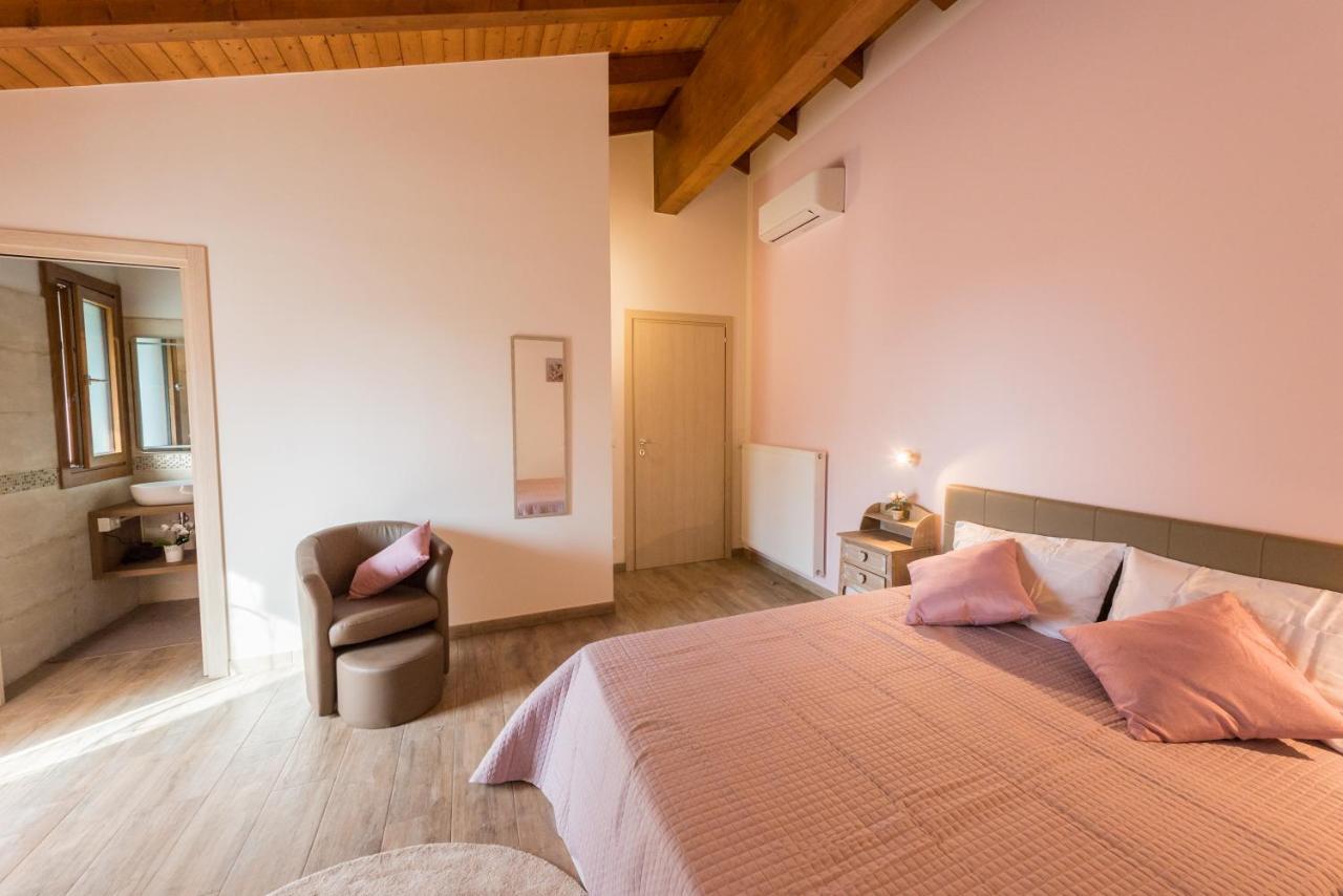 Sara&Sara Alloggio Agrituristico Savorgnano Extérieur photo